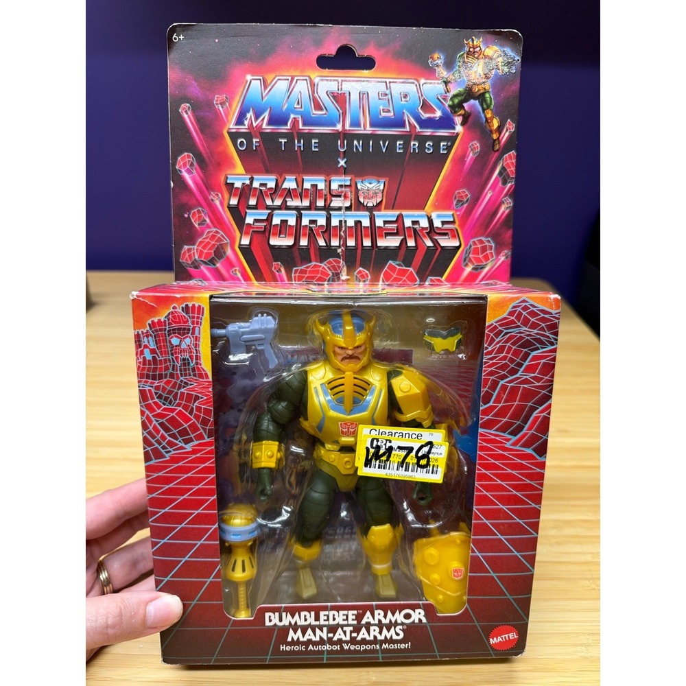 Masters of Universe x Transformers Bumblebee Armor‎ Man-At-Arms NIB
